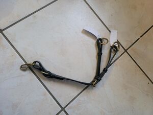 Fleche de collier de chasse