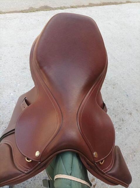 Selle new hybrid jump