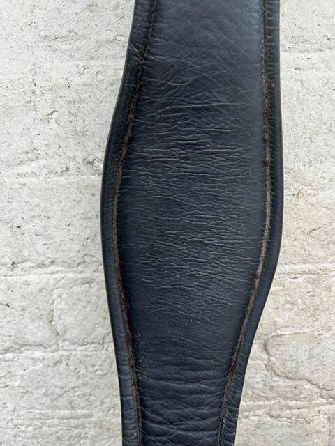 Sangle en cuire noir