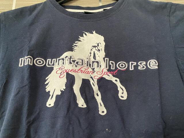 TEE shirt mountain horse