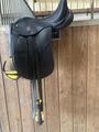 Selle dressage HKM 17,5 pouces