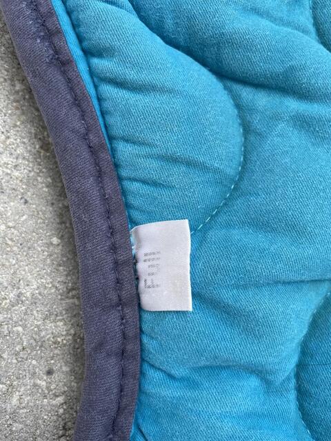 Tapis bleu équithème