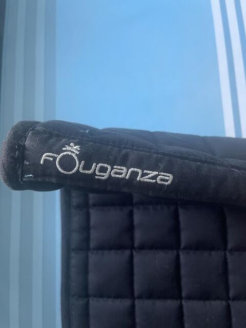 Tapis noir