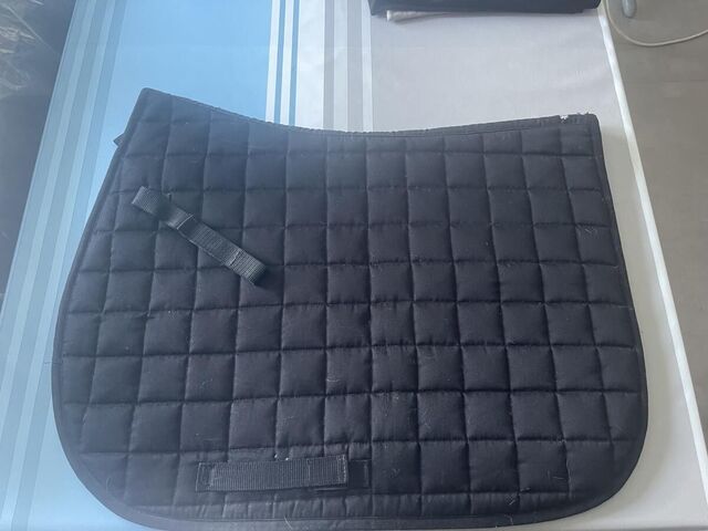 Tapis noir