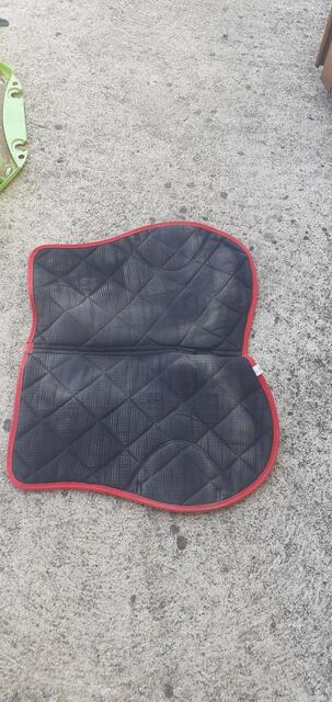Tapis de selle equitheme