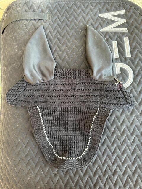 Bonnet Penelope Noir strass