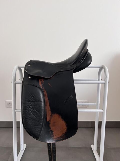 Selle de dressage