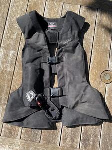 Gilet hit air