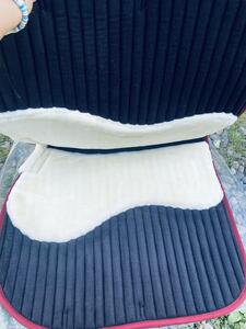 Tapis equitheme