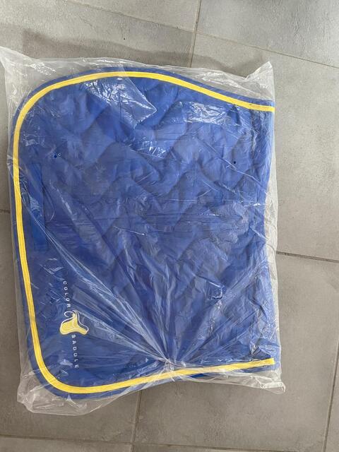 Tapis Color Saddle