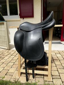 Selle de dressage Tekna