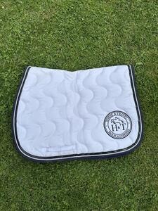 Tapis paddock sport