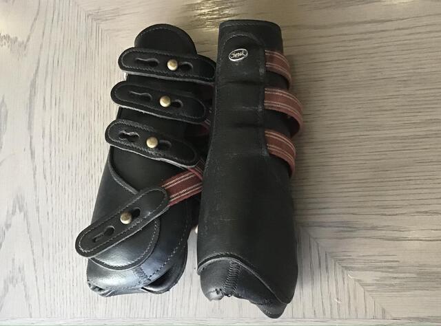 guerres Norton noir cuir