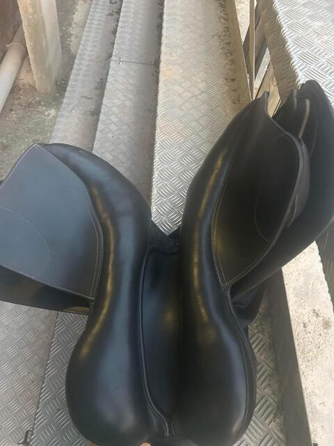 Selle Eric Thomas 17"