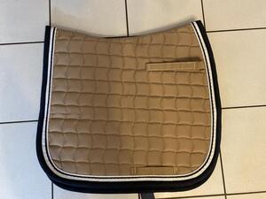Tapis de selle