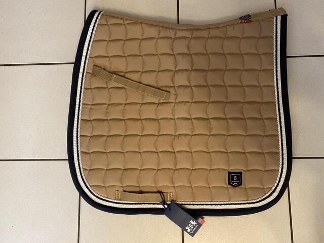 Tapis de selle