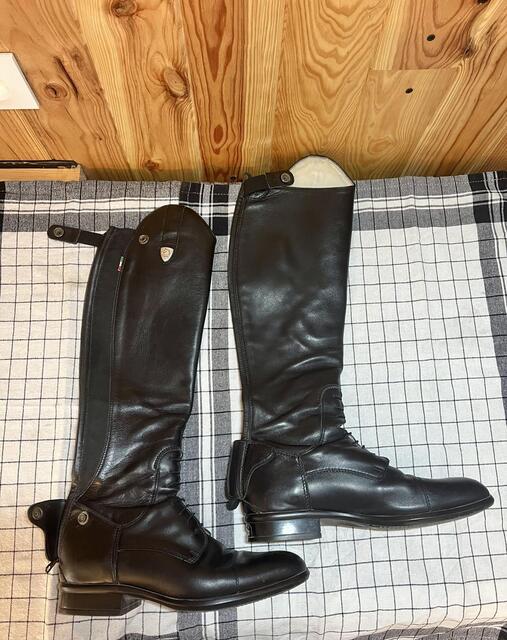 Bottes tattini