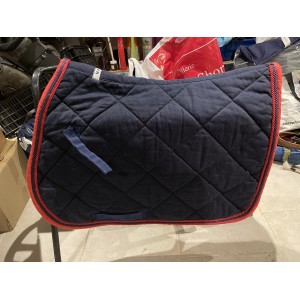 Tapis marine & rouge