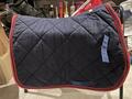 Tapis marine & rouge