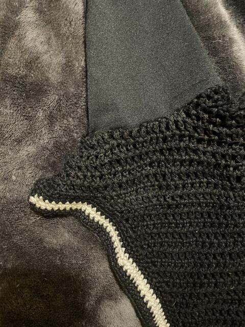 Bonnet noir et blanc