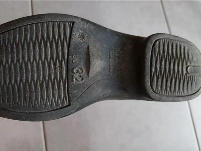 Paire de bottes enfants