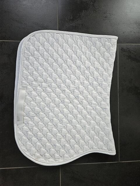 Tapis blanc Dy'on avec numéro