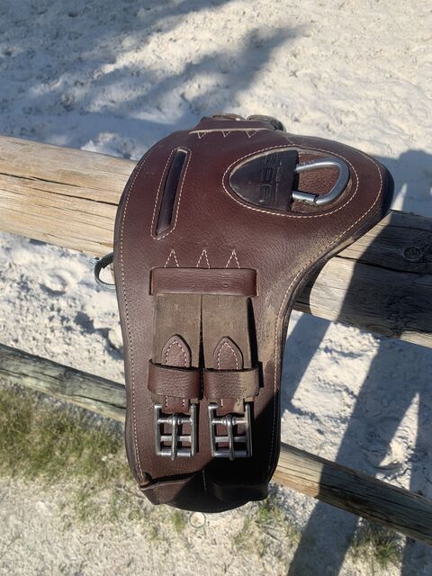 SELLE DE DRESSAGE GBS 2023