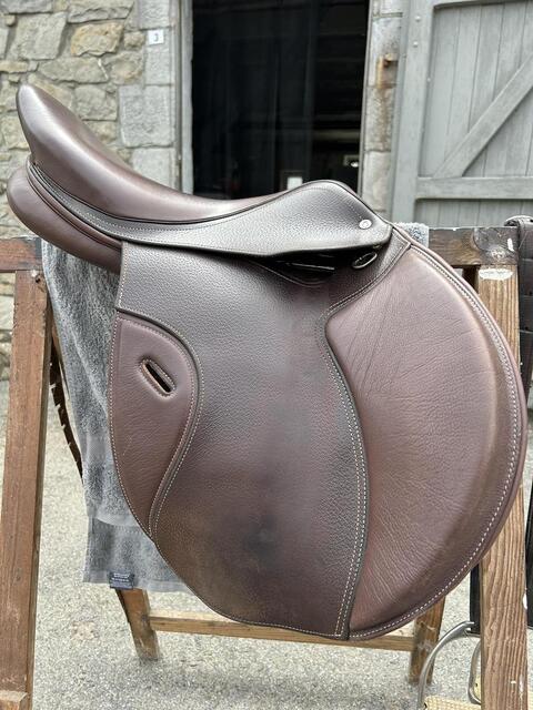 Selle Fougenza 17.5 Equipée