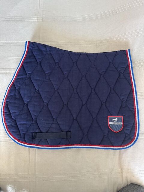 tapis bleu marine