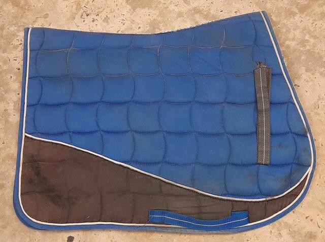 Tapis bleu ciel