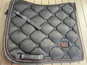 Tapis dressage Equestrian Stockholm Dark Sky taille cheval