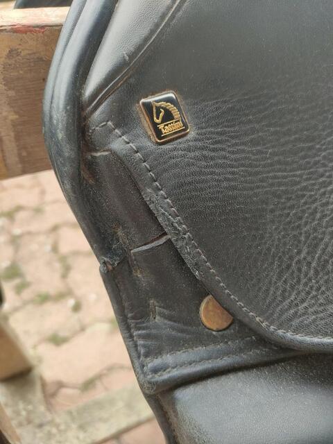Selle de dressage tatini