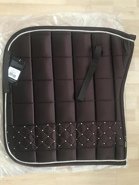Tapis dressage HKM