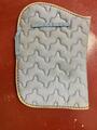 Tapis bleu poney