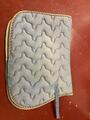 Tapis bleu poney