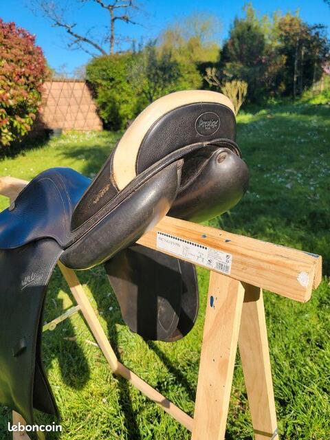 Selle Prestige 17"