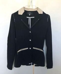 Veste CSO bleu nuit avec coutures contrastées beiges