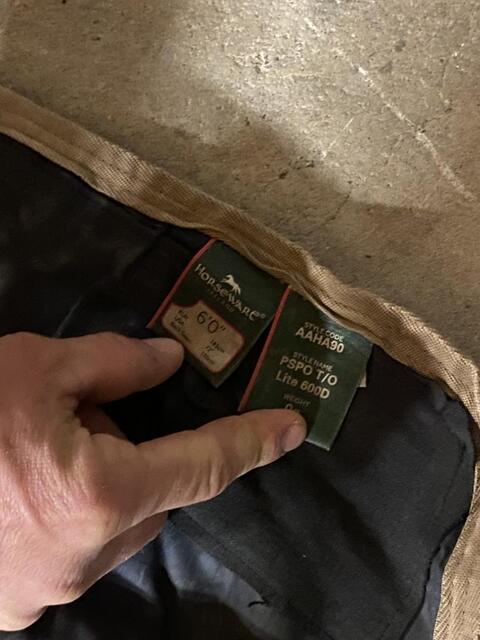 Couverture imperméable taille 6