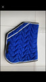 Tapis bleu roi