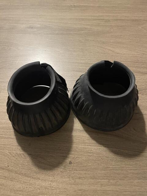 deux paires de cloches