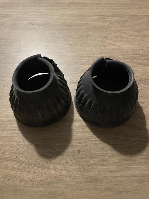 deux paires de cloches