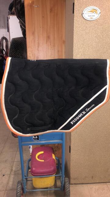 Tapis + bonnet long paddoc sport noir et orange