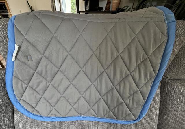 Tapis de selle Equitheme