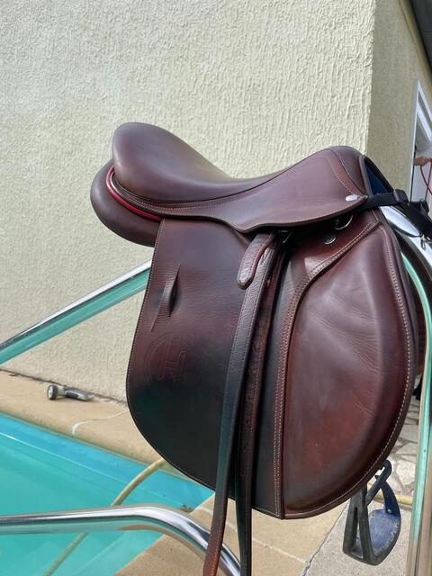 Selle cuir 16 pouces de janvier 2021