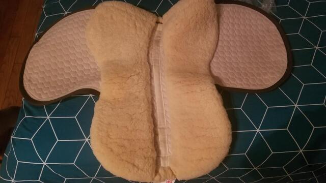 tapis d équitation neuf avec amortisseur mouton véritable Mattes