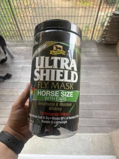 Fly mask