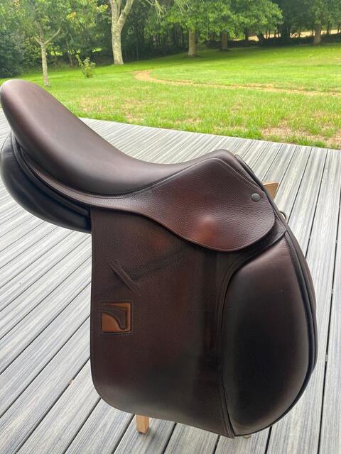 Selle Childeric FSC 2021
