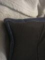 Tapis noir artisanal