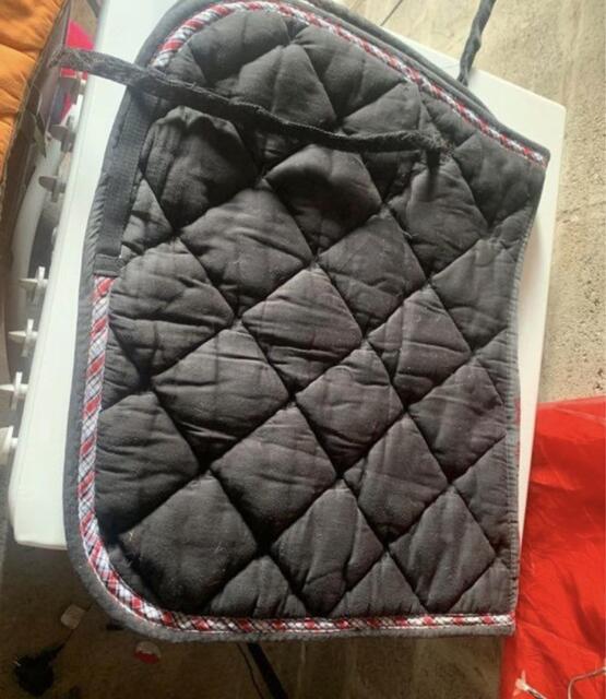 Tapis noir