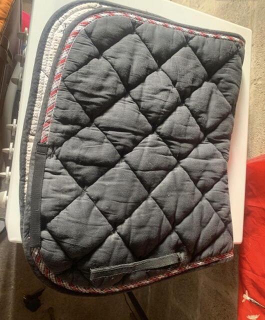 Tapis noir